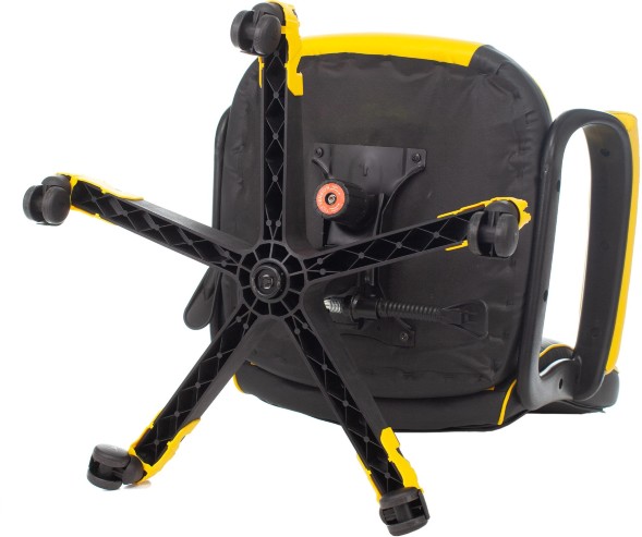 Кресло игровое Zombie GAME 17