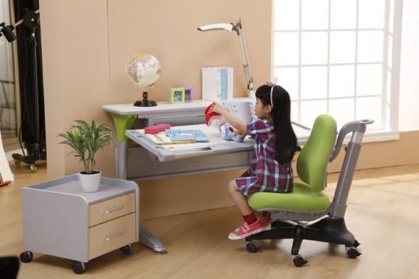 Детская парта Comf-Pro Harvard